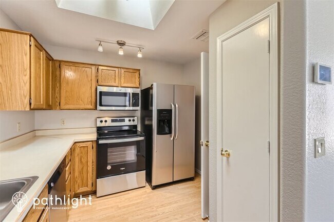 Foto del edificio - 11024 N 59th Dr