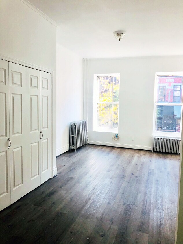 Main Photo - 1221 Fulton St