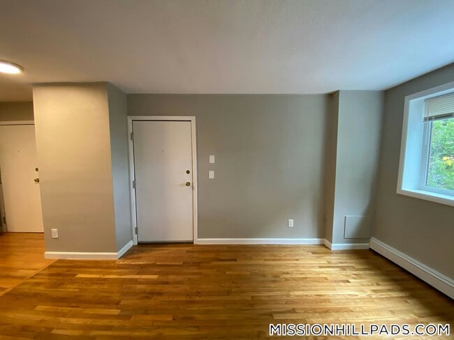 Foto del edificio - 226 Parker Hill Ave
