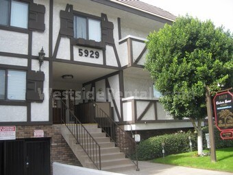Primary Photo - 5929 Whitsett Ave