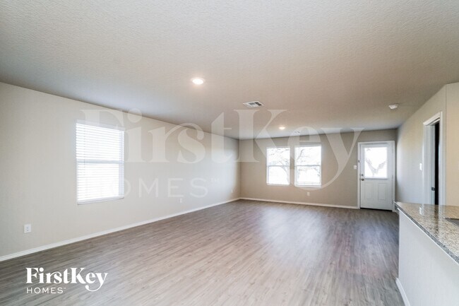 Building Photo - 5330 Trellised Ln