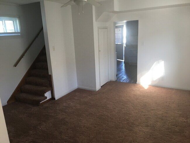 Dining/Middle Room - 324 2nd St