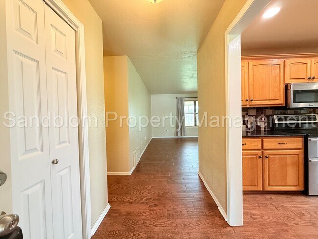 Foto del edificio - FOR LEASE | Downtown Tulsa | Available NOW!