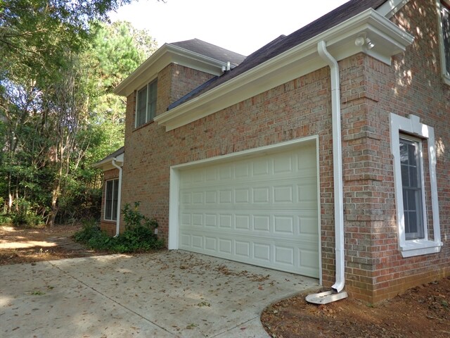 Building Photo - 13685 Providence Rd