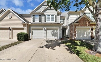 Building Photo - 11225 Castlemain Cir E