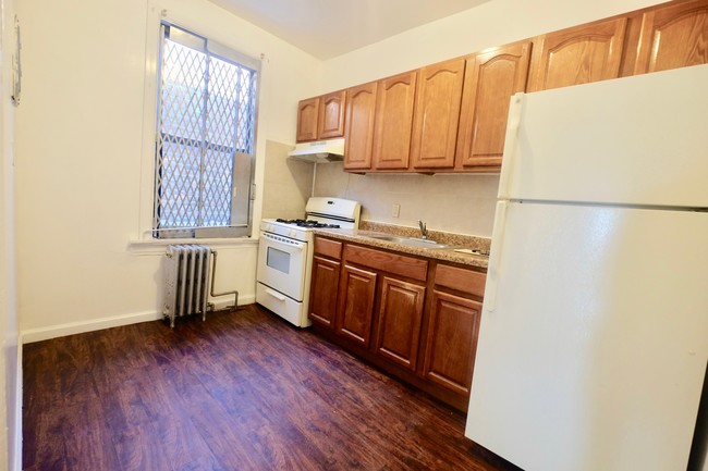 Building Photo - 5021 Avenue D
