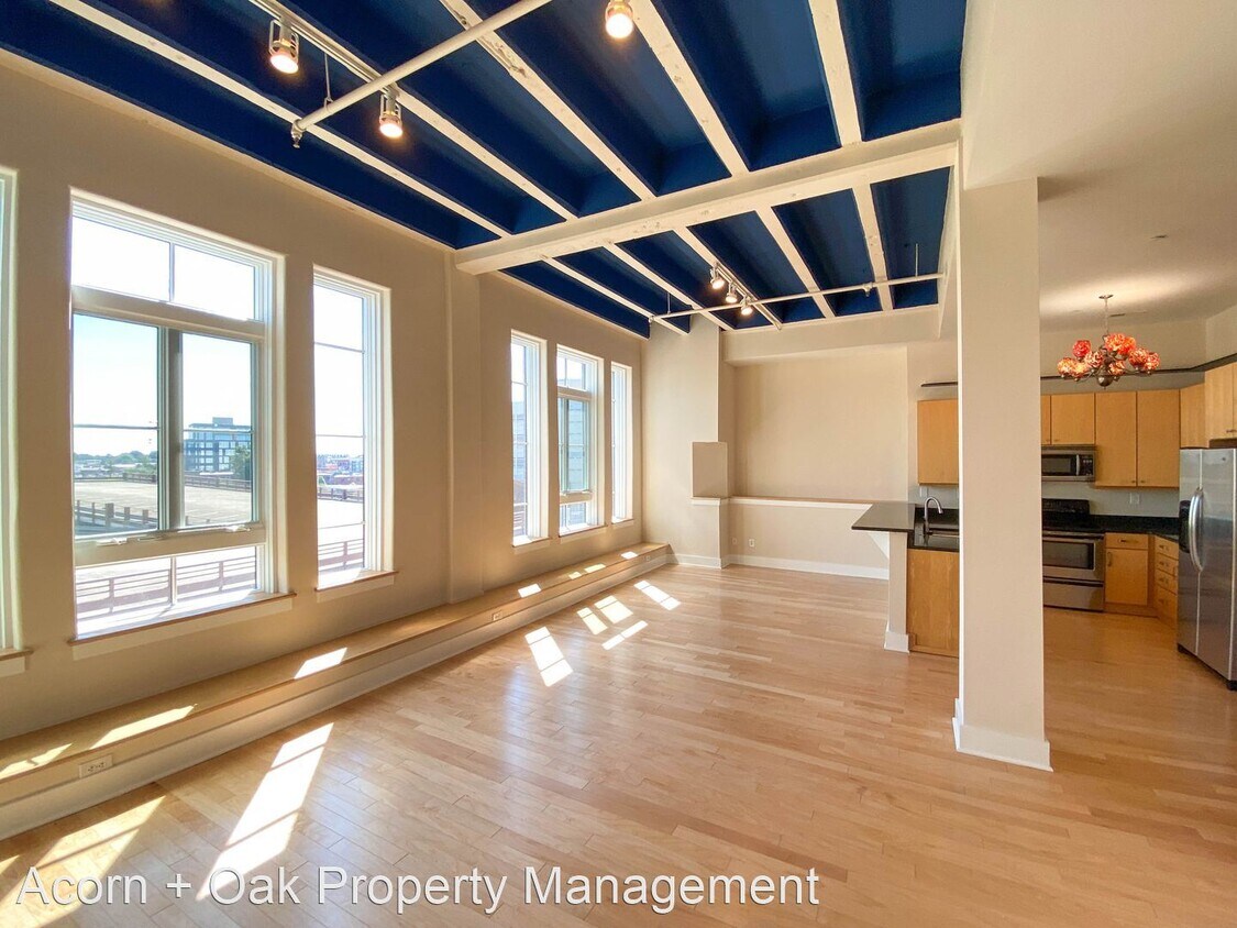 Primary Photo - 2 br, 2 bath House - 103 W Main St Unit 205