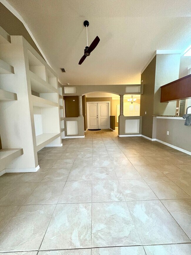 Foto del edificio - Beautiful 3Bed/2Bath with 2-Car Garage on a Cul-de-Sac