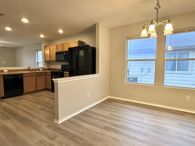 Foto del edificio - 12309 Drummond Dr