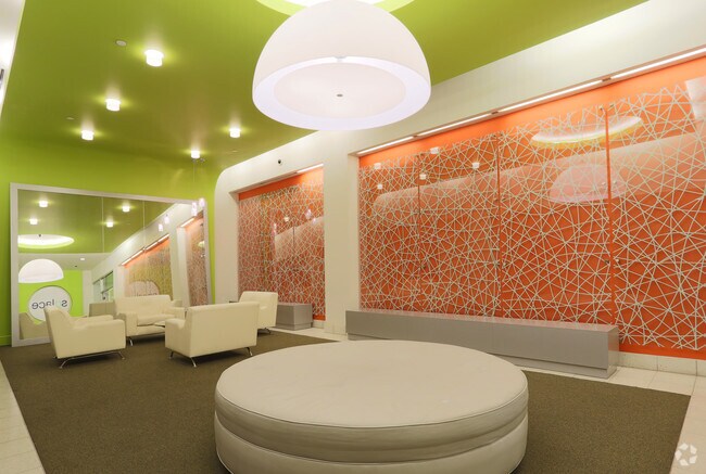 Lobby - Crest on Peachtree