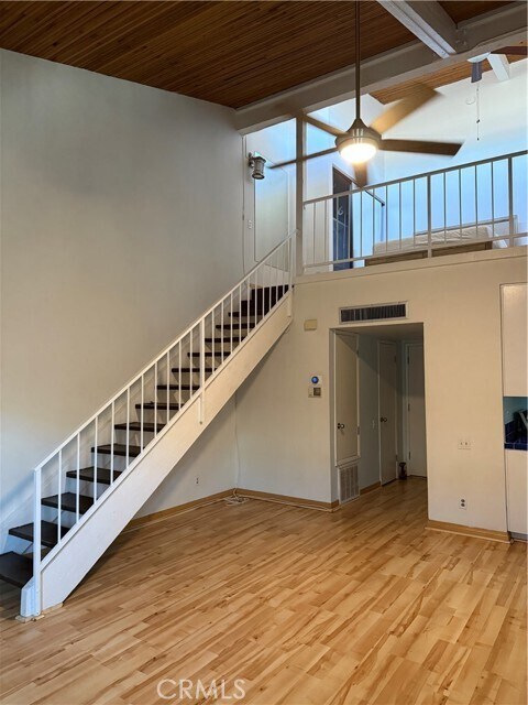 Building Photo - 5460 White Oak Ave