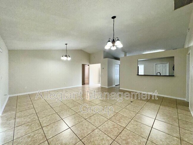 Building Photo - 602 Del Aire Ct