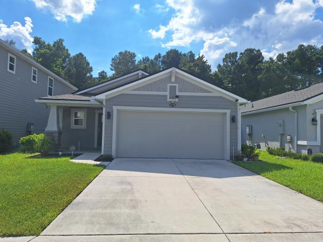 Foto principal - 3 bedroom in Jacksonville FL 32256