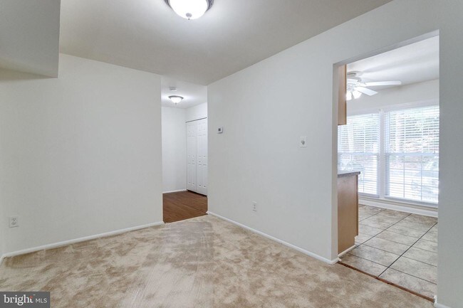 Foto del edificio - 5521 Mitcham Ct