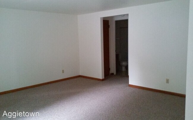 Foto del edificio - 1 br, 1 bath House - 2716 Brockman