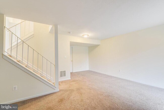 Foto del edificio - 1410 Cox Lndg Ct