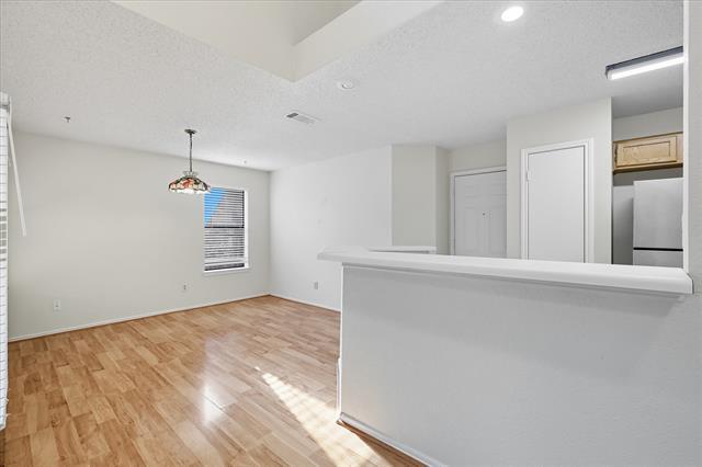 Building Photo - 236 Nixon St