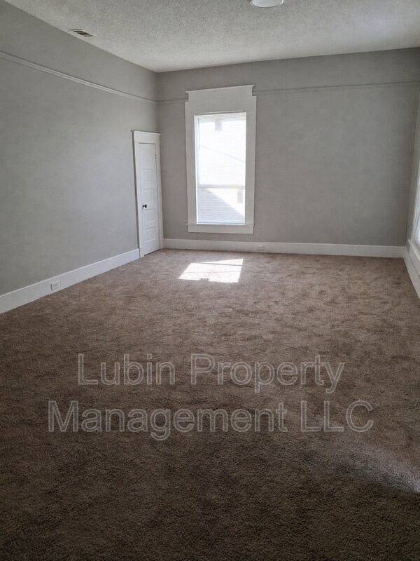 Foto del edificio - 3428 Vernon Ave