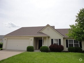 Building Photo - 8453 Trappers Ct