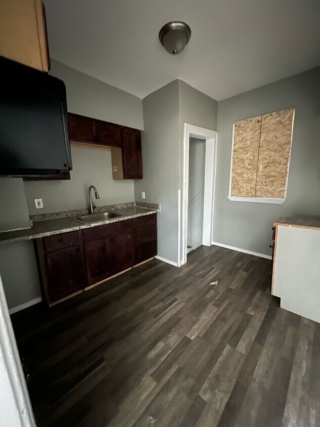 Foto del edificio - 14524 Ilene St