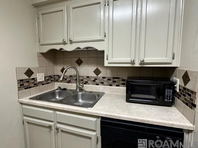 Foto del edificio - 5232 BUTTERCREEK LN, F6