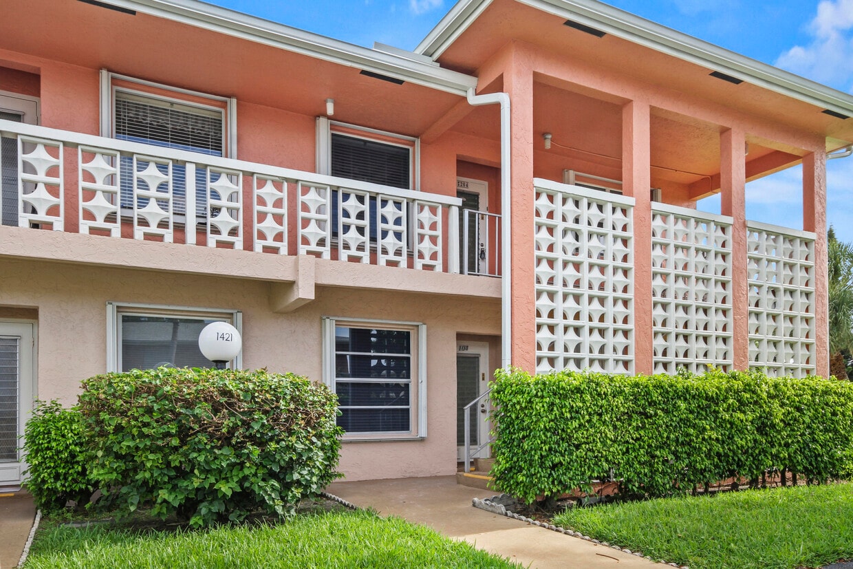 Foto principal - 1421 NW 20th Ave
