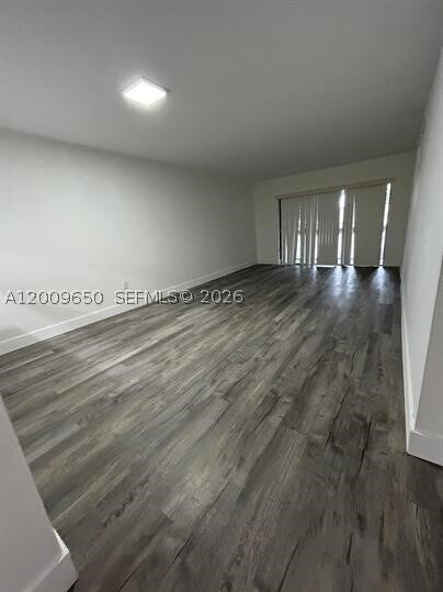 Foto del edificio - 8875 Fontainebleau Blvd