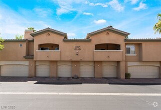 Building Photo - 1705 Hills of Red Dr