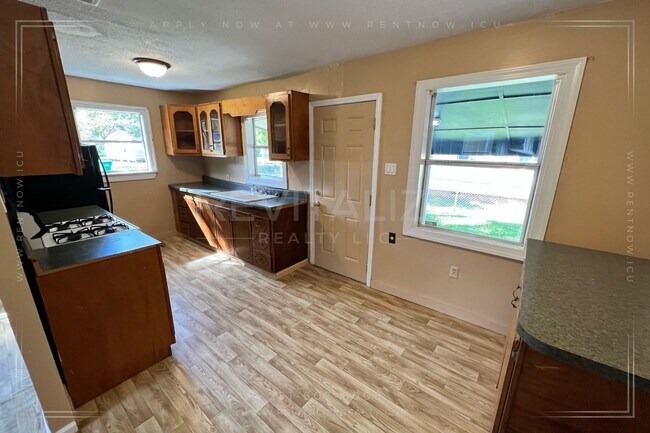 Foto del edificio - Newly Remodeled 3 Bd / 1 Ba in Moss Point