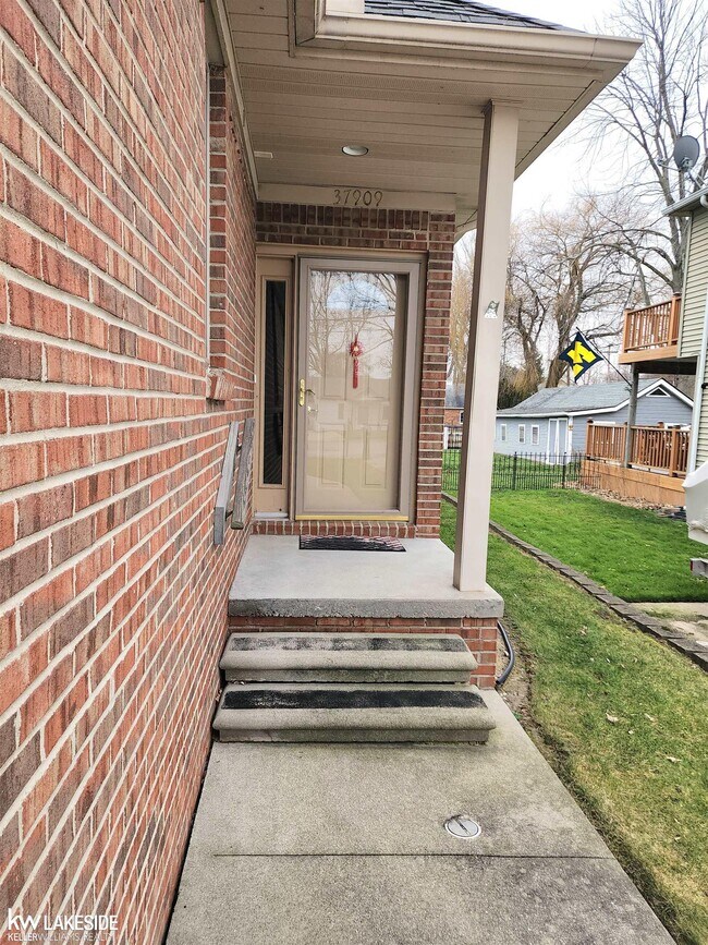 Foto del edificio - 37909 Sunnybrook St