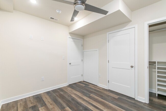 Building Photo - 1330 N 15th St