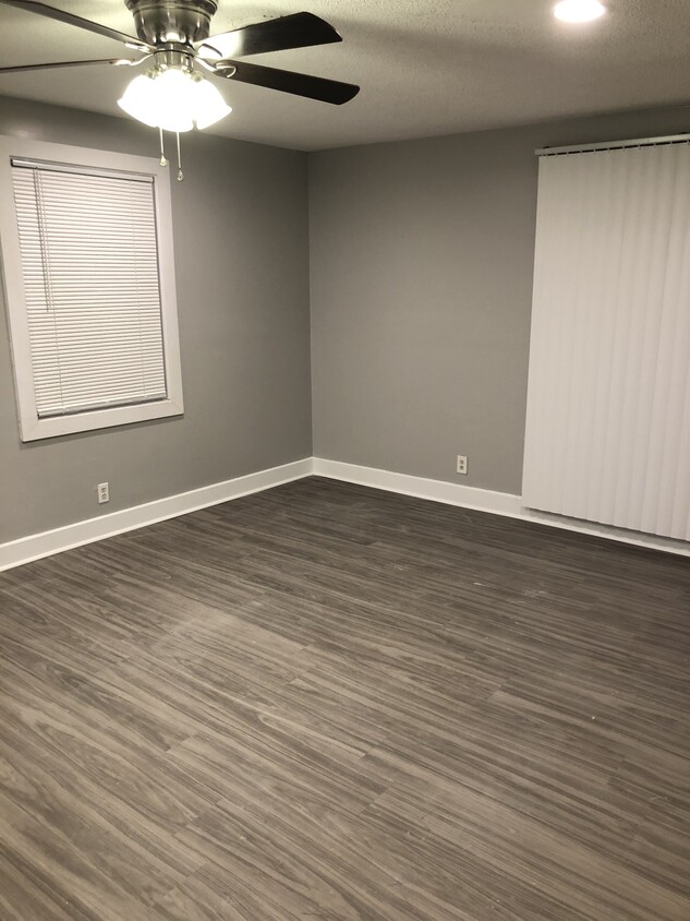 Foto principal - 1420 McGavock Pike