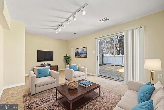 Foto del edificio - 15256 Waterwheel Terrace