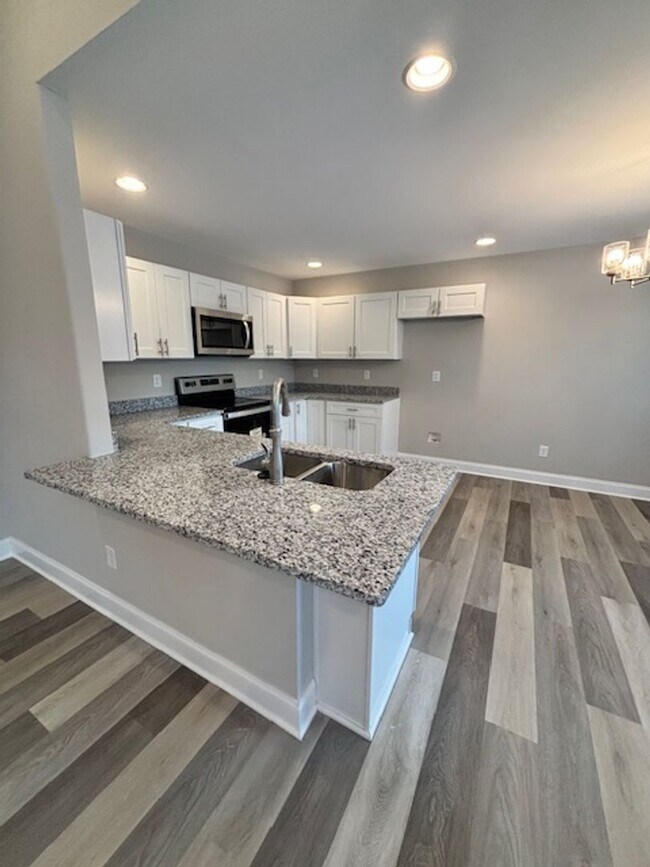 Building Photo - 1146 Melody Ave