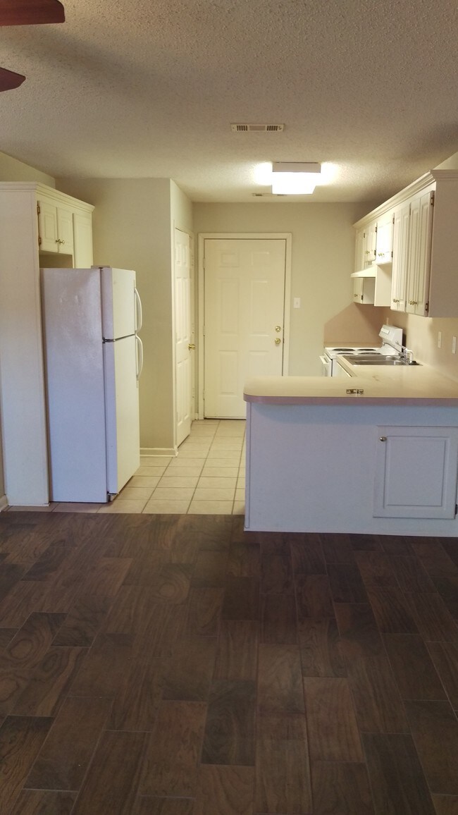 10 Meadow Cir, Ward, AR 72176 Townhome Rentals in Ward AR