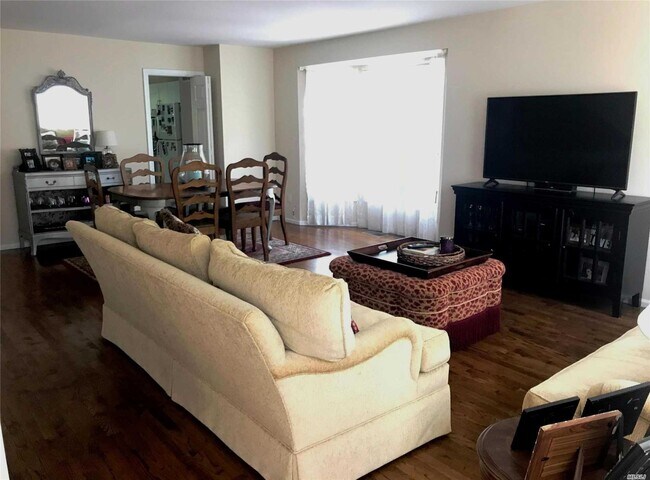 Foto del edificio - 87 Marjorie Ct