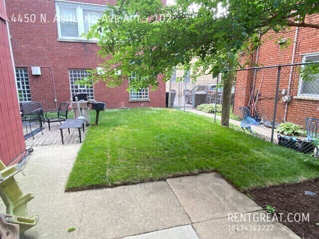 Foto del edificio - 4450 N Ashland Ave