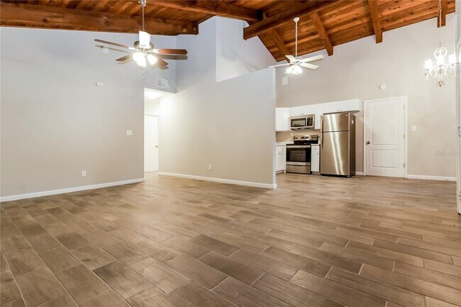 Foto del edificio - 2760 Hillsdale Ave