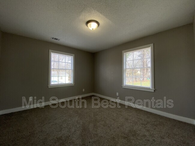 Foto del edificio - 1425 Adams St