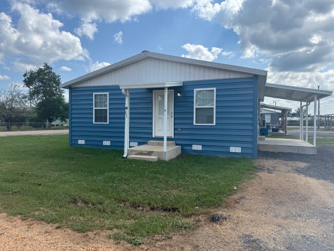 Foto del edificio - 80 Redwood Ln