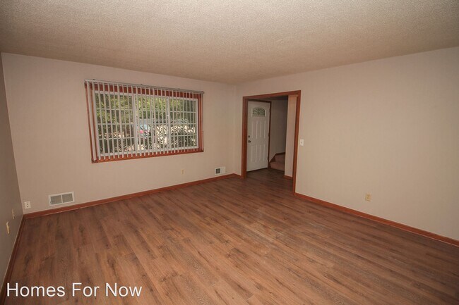 Building Photo - 3 br, 2 bath House - 3524 County Road 101