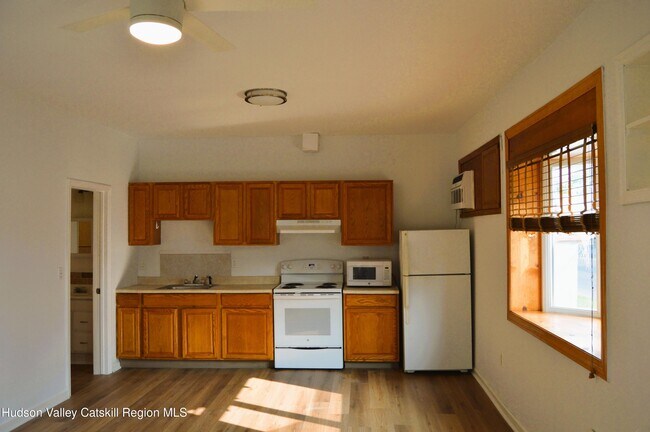 Foto del edificio - 202 Foxhall Ave