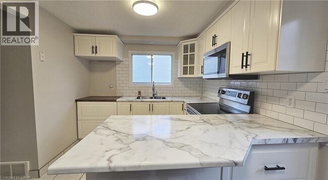 Photo du bâtiment - 29 Folkstone Crescent