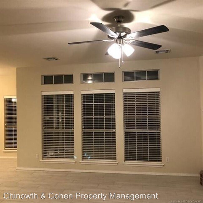 Foto del edificio - 3 br, 2 bath House - 9905 N 118th E Ave