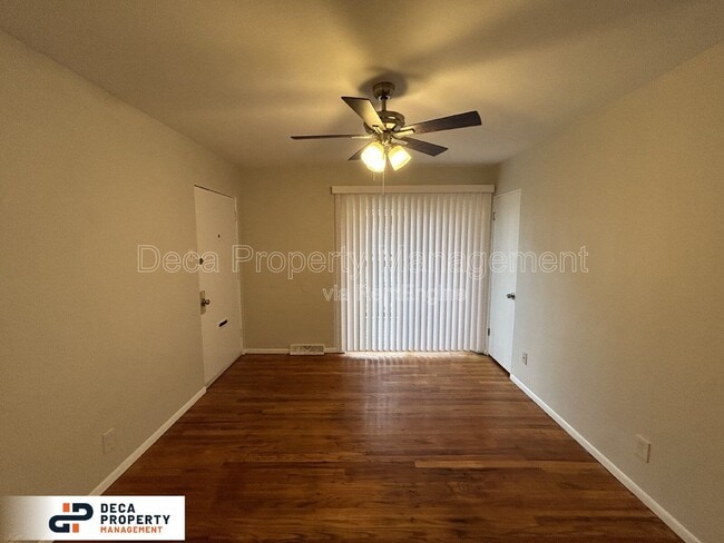 Building Photo - 440 Eichelberger St