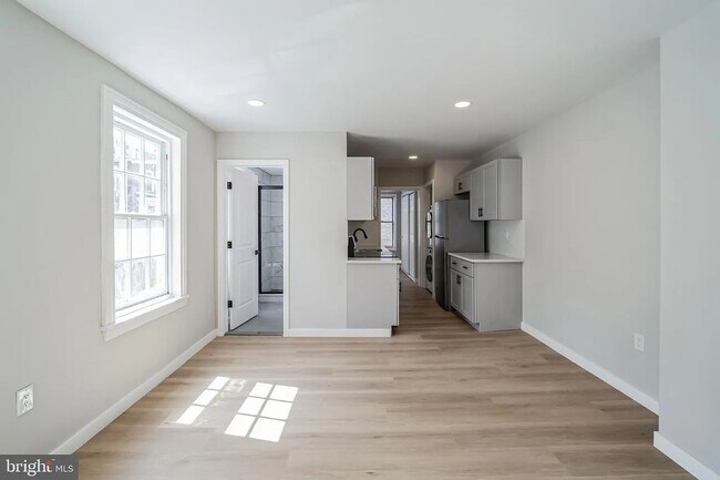 Building Photo - 1 bed 1 bath in the heart of fairmount 8/1