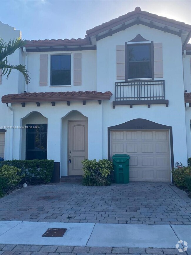 Building Photo - 17460 SW 153rd Ave