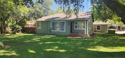 Building Photo - 3475 Nicolet Ln