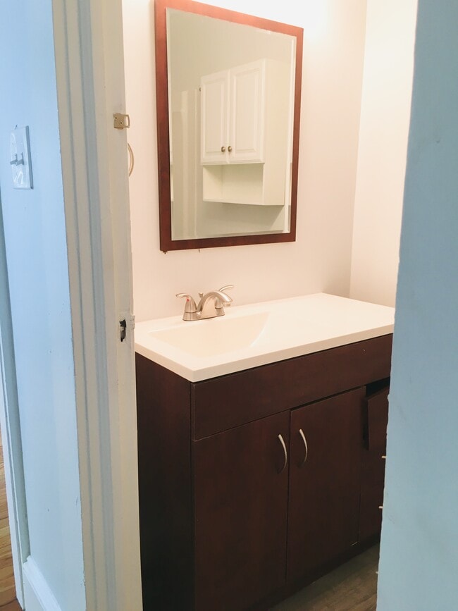 Foto del edificio - 19 Scherpa St