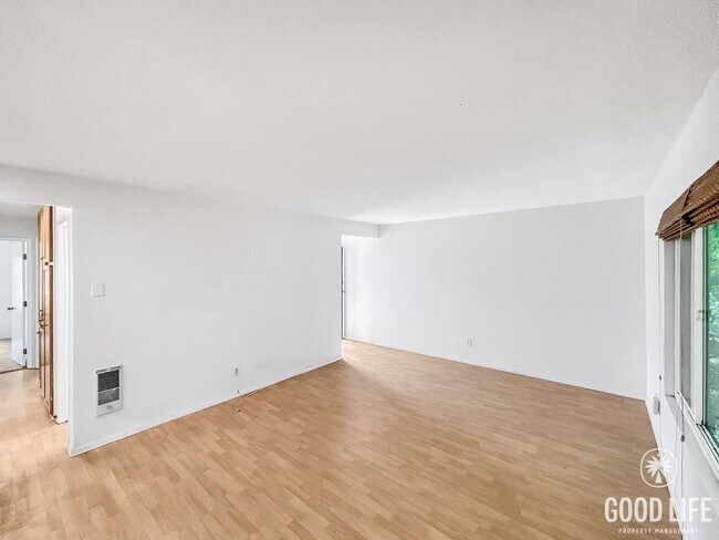 Foto del edificio - Beautiful 2BD 1 BA Condo in Pacific Beach ...